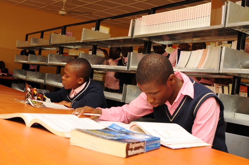 Buken Academy Library